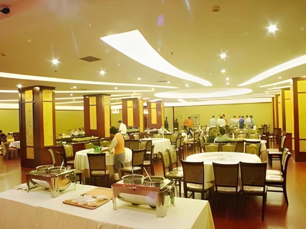 New Friendship Hotel ليويانج المظهر الخارجي الصورة