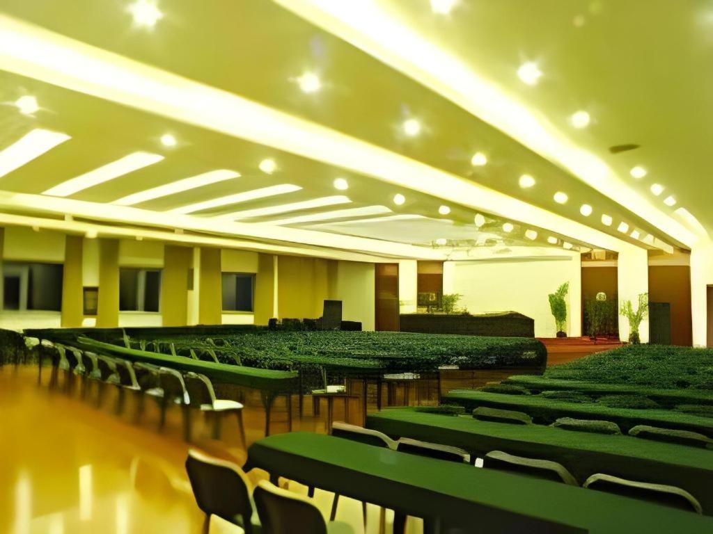 New Friendship Hotel ليويانج المظهر الخارجي الصورة
