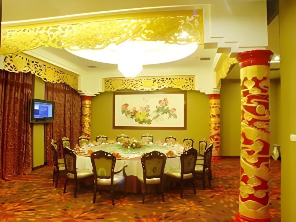 New Friendship Hotel ليويانج المظهر الخارجي الصورة